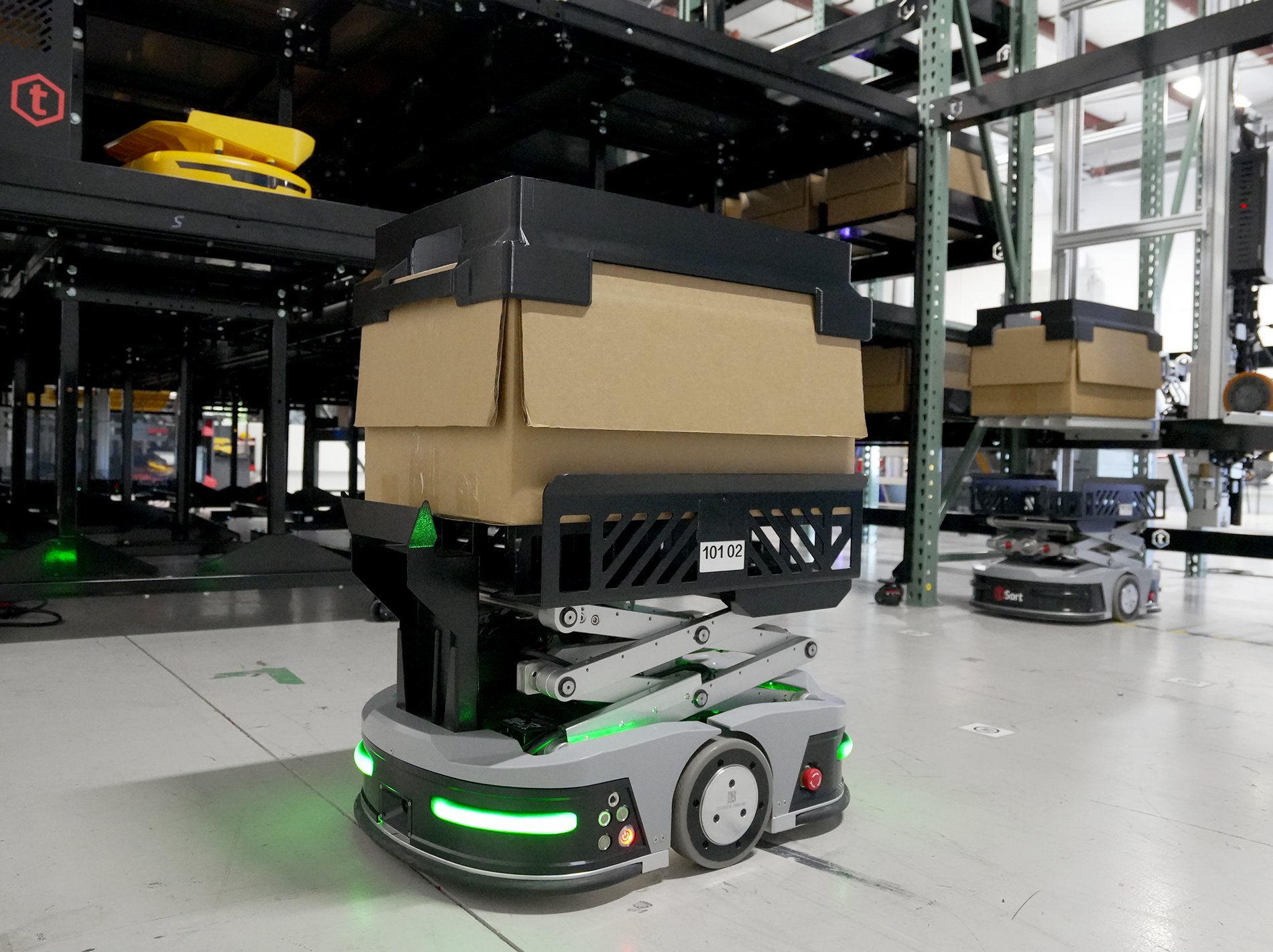 xChange AMR Order Fulfillment System