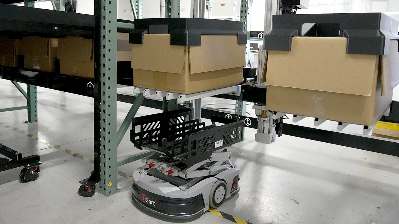 xChangeTote AMR Solution